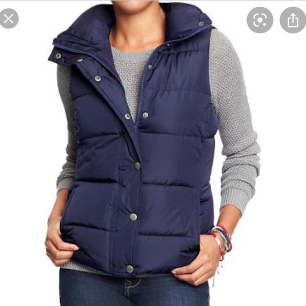 Old Navy dark blue‎ Puffer Vest XS Like New!